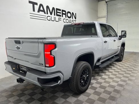 Used 2024 Chevrolet Silverado 2500 LTZ w/ LTZ Plus Package AWD/4WD image 7