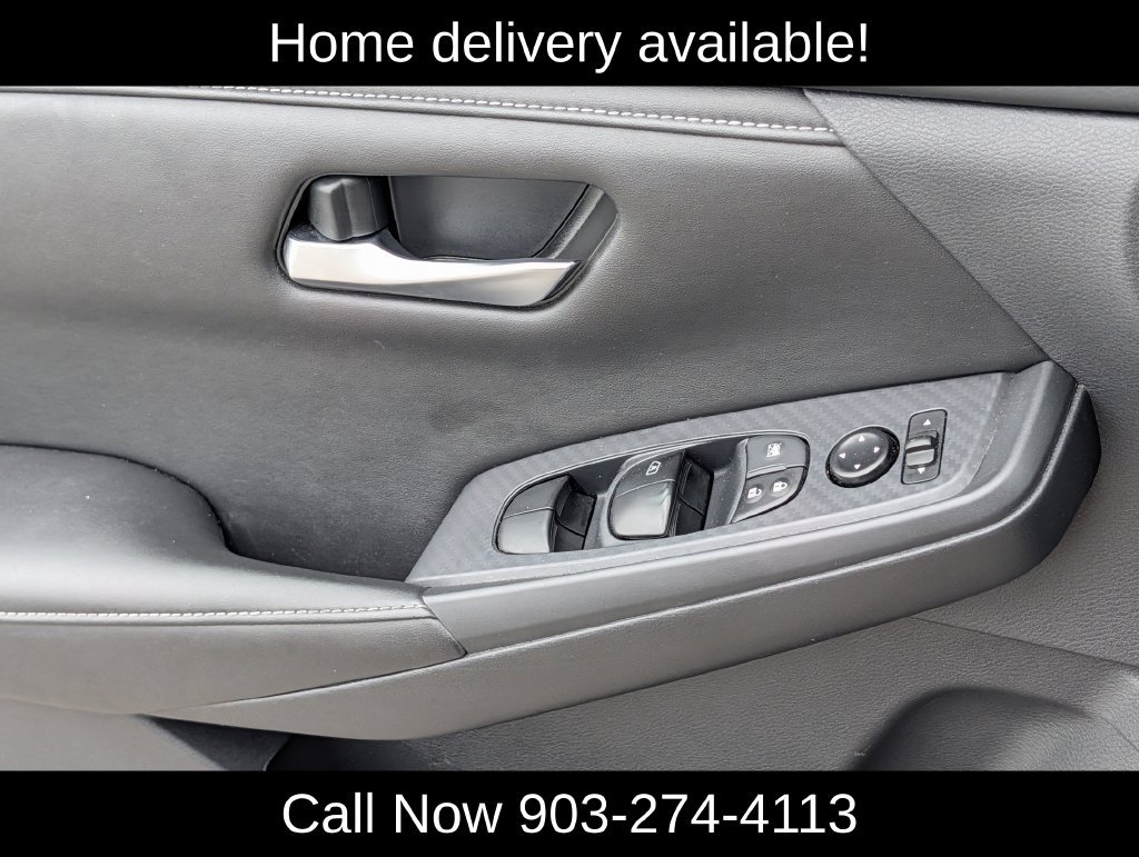 Used 2025 Nissan Sentra SV FWD image 26