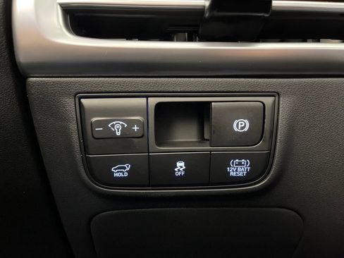 Certified 2025 Hyundai Tucson SEL AWD/4WD image 30