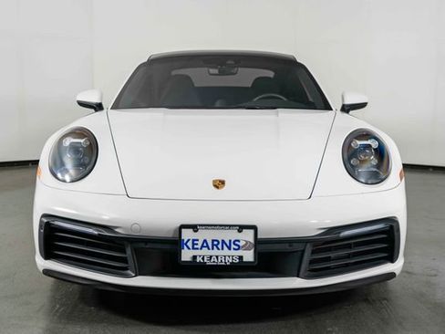 Used 2020 Porsche 911 Carrera image 3