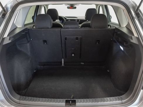Used 2024 Volkswagen Taos S FWD image 33