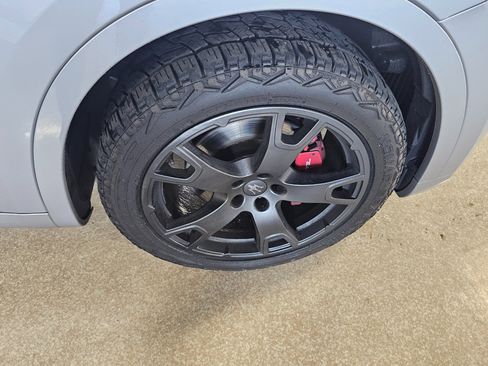 Used 2018 Maserati Levante GranLusso image 45