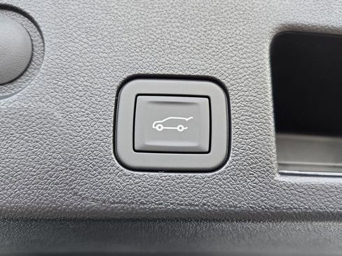 New 2026 GMC Terrain AT4 w/ Technology Package II image 33