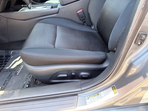 Used 2017 Nissan Altima 2.5 SR w/ Midnight Edition Package FWD image 24