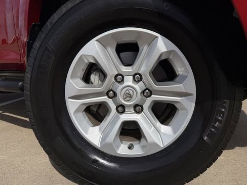 Certified 2022 Toyota 4Runner SR5 Premium w/ Moonroof Package image 11