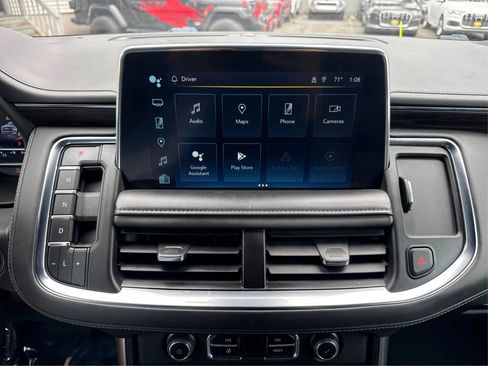 Used 2023 Chevrolet Suburban LT AWD/4WD image 13