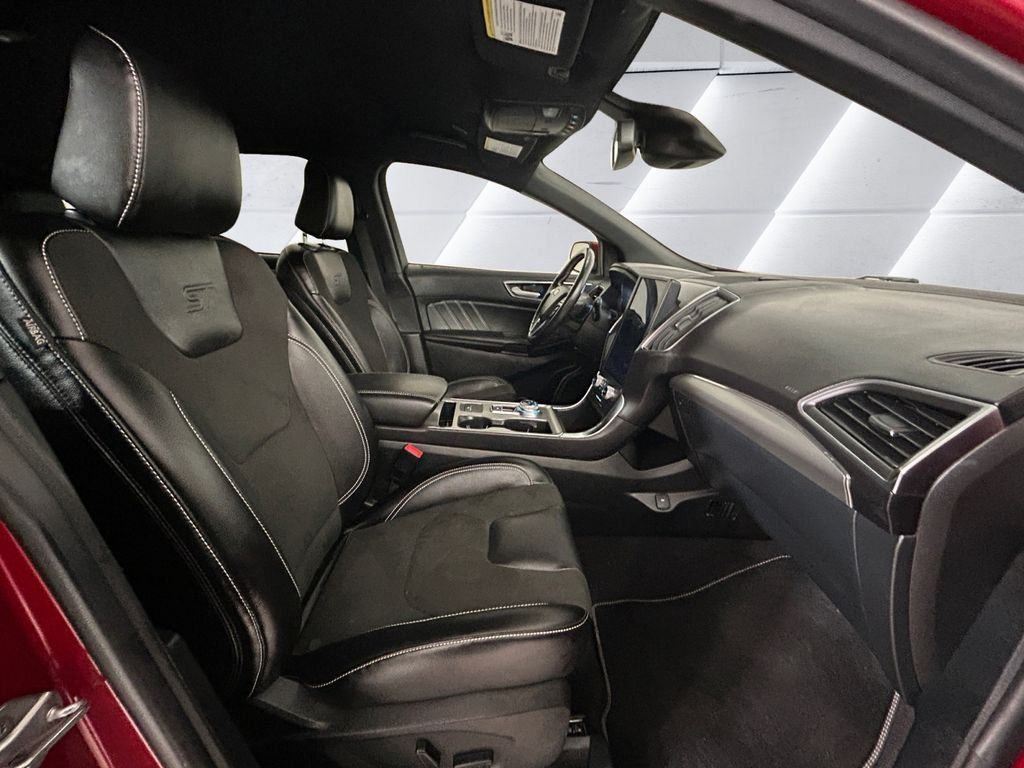 Used 2023 Ford Edge ST AWD/4WD image 13