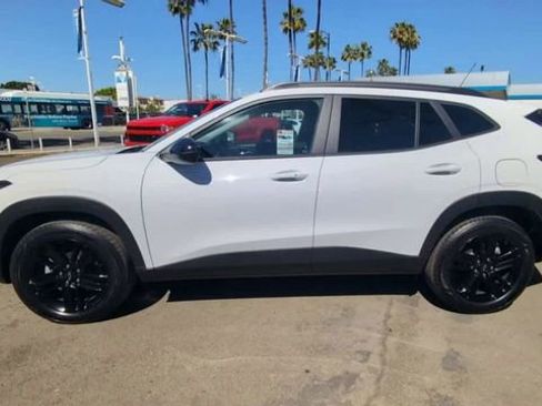 Used 2025 Chevrolet Trax ACTIV w/ Driver Confidence Package image 5