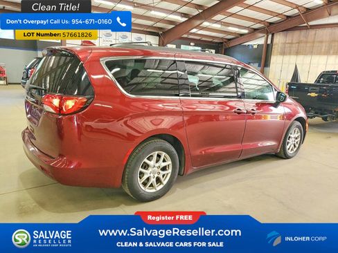 Used 2020 Chrysler Voyager Lxi FWD image 4