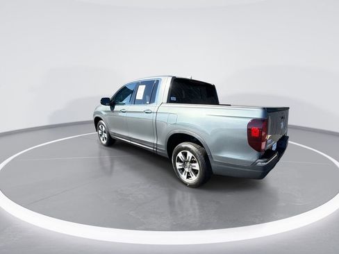 Used 2017 Honda Ridgeline RTL-E image 6