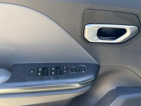 Used 2025 Kia K4 FWD image 24