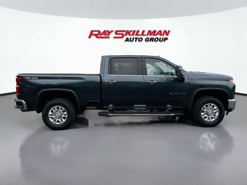 Used 2020 Chevrolet Silverado 2500 LTZ w/ LTZ Convenience Package AWD/4WD image 8