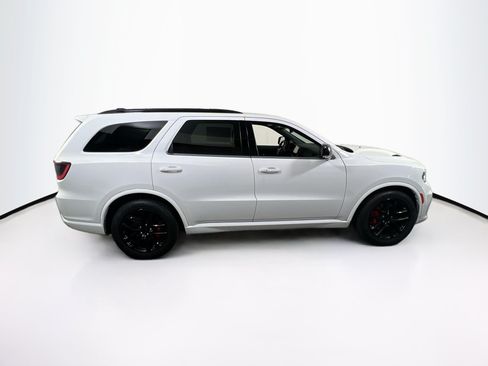 Used 2023 Dodge Durango R/T w/ Tow 'N Go Package AWD/4WD image 4