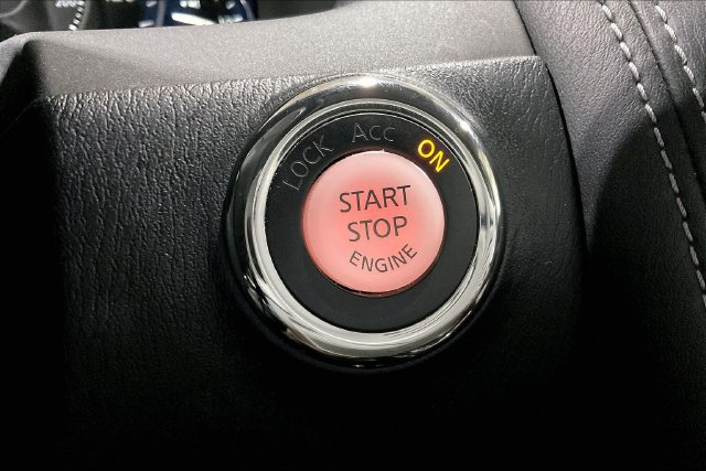 Used 2019 Nissan Armada Platinum w/ Captain's Chairs Package AWD/4WD image 34