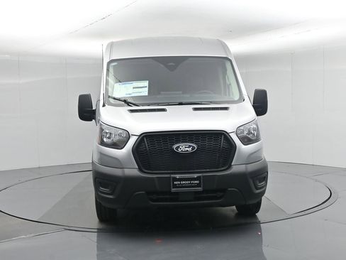 New 2026 Ford Transit 250 148 Medium Roof w/ Load Area Protection Package image 19