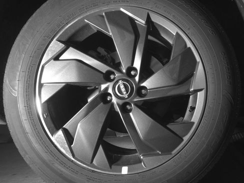 Used 2025 Nissan Rogue SV FWD image 15