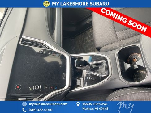 Used 2021 Subaru Outback Premium w/ Popular Package #1 AWD/4WD image 8