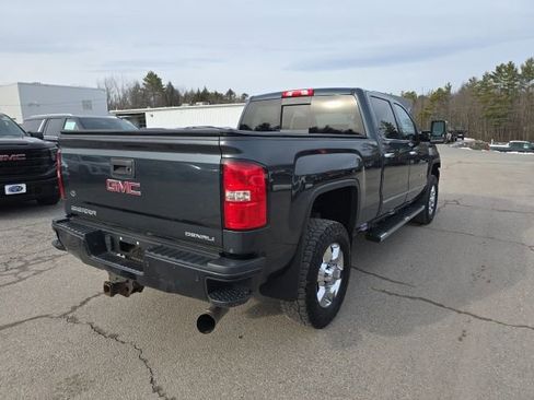 Used 2017 GMC Sierra 3500 Denali w/ Duramax Plus Package image 6