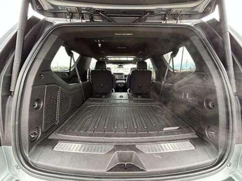 Used 2023 GMC Yukon XL Denali AWD/4WD image 55