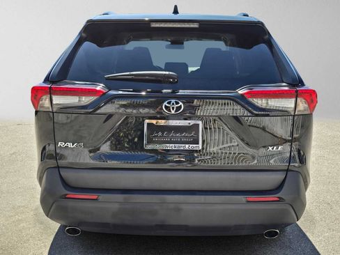 Used 2024 Toyota RAV4 XLE FWD image 4