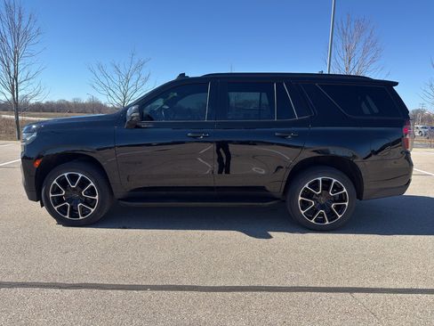 Used 2021 Chevrolet Tahoe RST w/ Luxury Package image 2