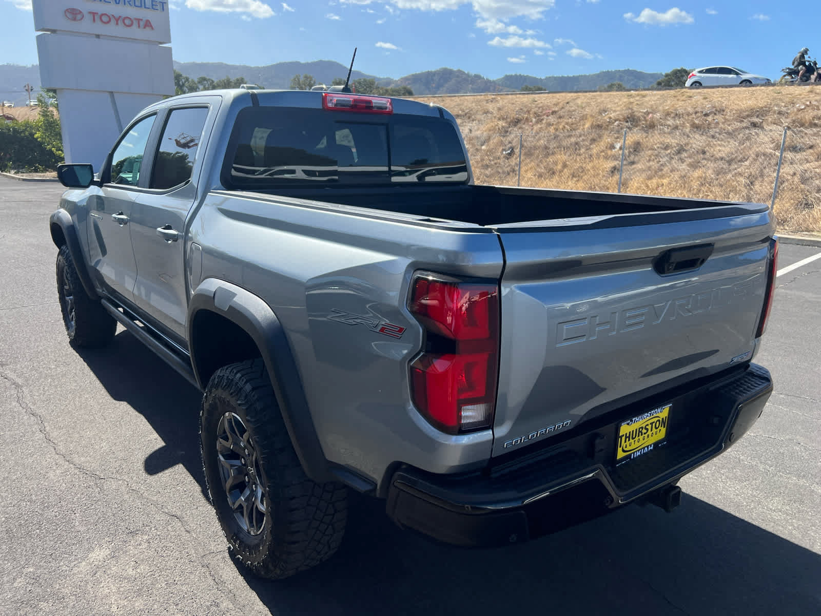 Used 2024 Chevrolet Colorado ZR2 w/ ZR2 Convenience Package III AWD/4WD image 8