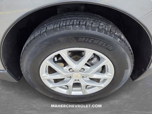 Certified 2024 Chevrolet Equinox LT image 9