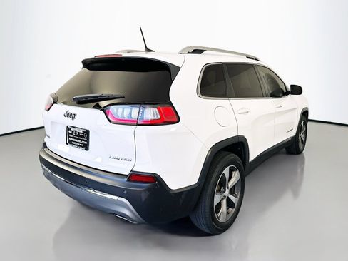 Used 2019 Jeep Cherokee Limited AWD/4WD image 7