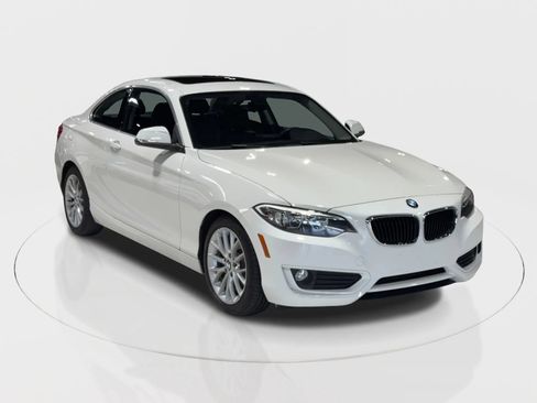 Used 2014 BMW 228i Coupe image 2