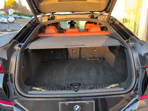 Certified 2023 BMW X6 xDrive40i w/ Executive Package image 29
