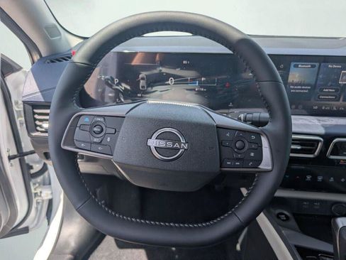 New 2026 Nissan Sentra SL w/ Floor Mat Package FWD image 29