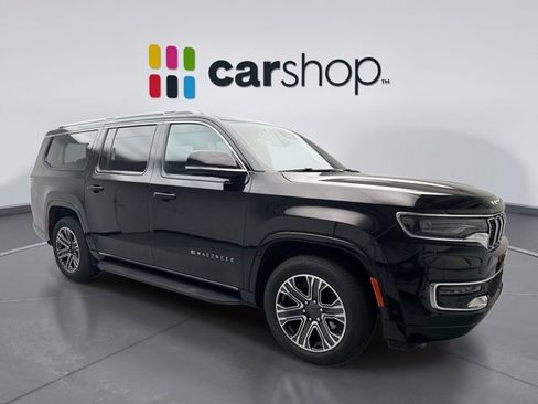 Used 2023 Jeep Wagoneer L 4WD w/ Premium Group I image 7