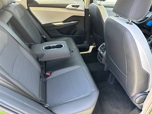 New 2025 Volkswagen Taos SE image 19