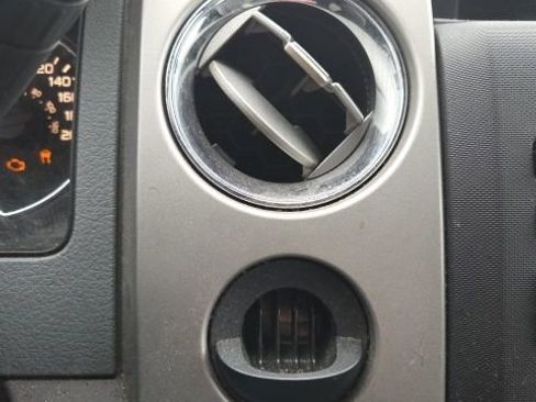 Used 2011 Ford F150 XLT w/ XTR Pkg image 28