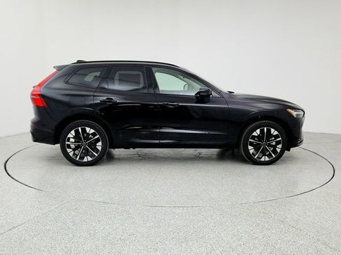 New 2026 Volvo XC60 B5 Plus w/ Climate Package image 4