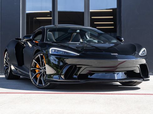 Used 2026 McLaren GTS RWD image 3