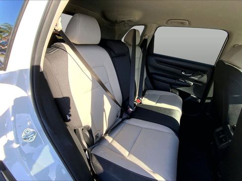 Used 2025 Honda CR-V LX image 19