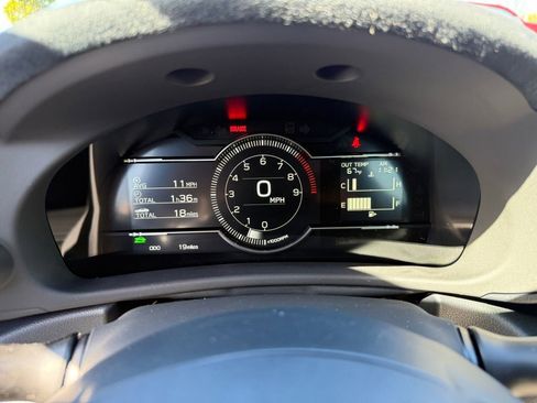 Used 2026 Toyota GR86 Premium w/ Performance Package image 15