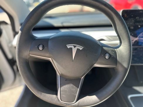 Used 2021 Tesla Model 3 Standard Range Plus image 27