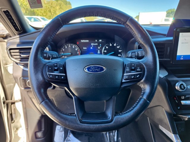 Certified 2020 Ford Explorer XLT w/ Equipment Group 202A AWD/4WD image 29
