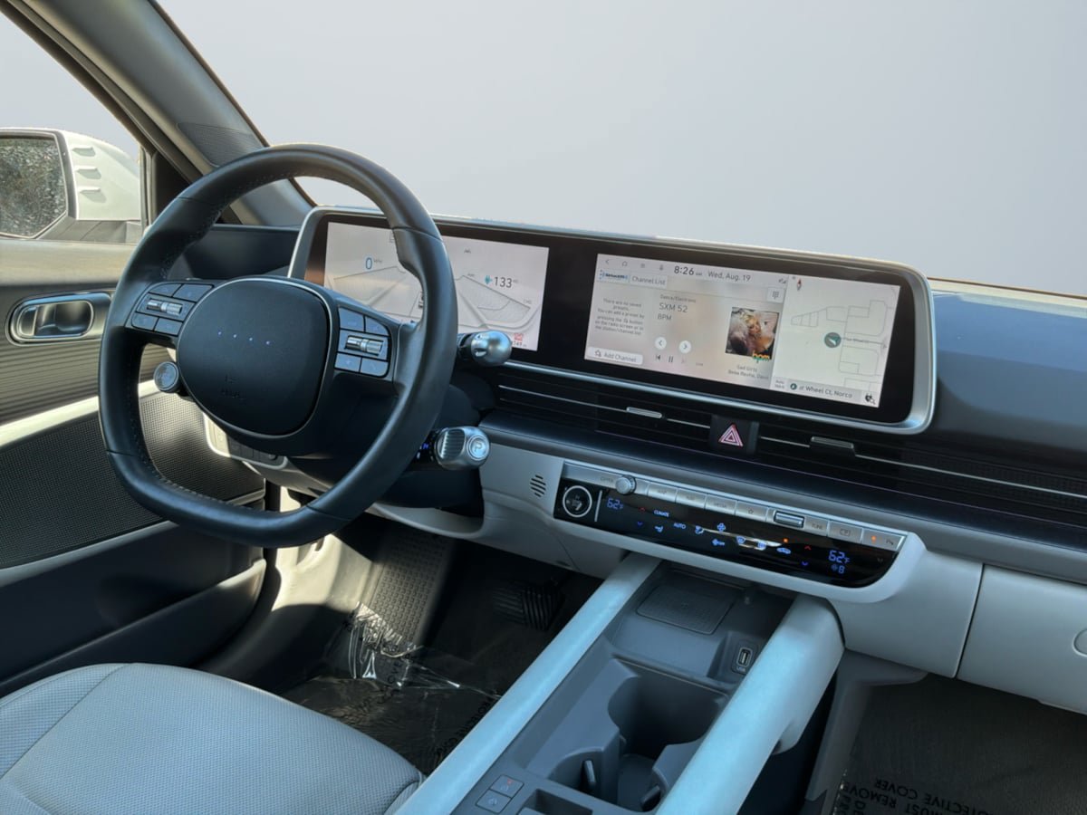 Used 2023 Hyundai Ioniq 6 SEL RWD image 14