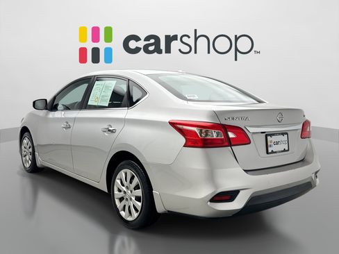 Used 2017 Nissan Sentra SV FWD image 3