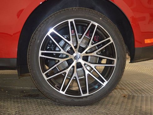 New 2026 Porsche Macan image 14