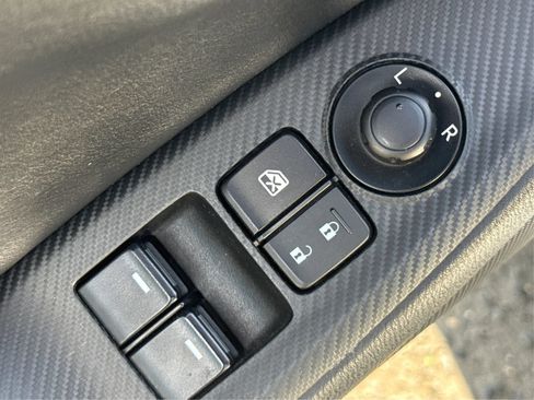 Used 2020 MAZDA MX-5 Miata RF Club RWD image 33