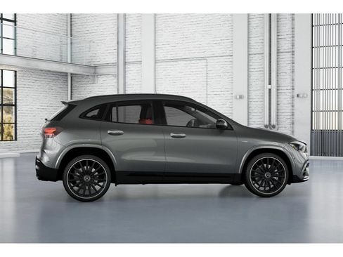 Certified 2024 Mercedes-Benz GLA 35 AMG 4MATIC image 17