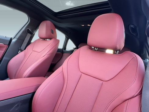 Used 2025 BMW i4 eDrive40 w/ Premium Package image 19