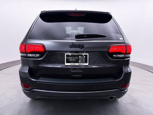 Used 2021 Jeep Grand Cherokee Laredo X image 15