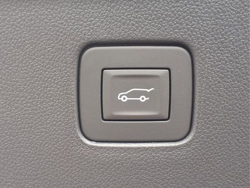 New 2026 Buick Envista Sport Touring w/ Convenience I Package FWD image 22
