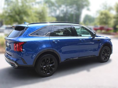 Certified 2022 Kia Sorento SX FWD image 14
