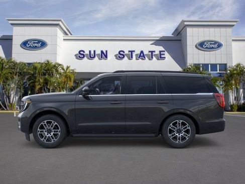 New 2026 Ford Expedition Active RWD image 5